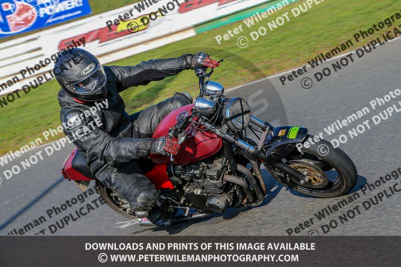 PJM Wedding Photography;enduro digital images;event digital images;eventdigitalimages;mallory park;mallory park photographs;mallory park trackday;mallory park trackday photographs;no limits trackdays;peter wileman photography;racing digital images;trackday digital images;trackday photos